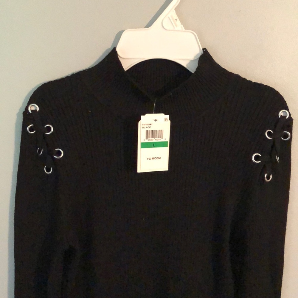 lace up black knit